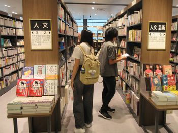 選書ツアーの様子4